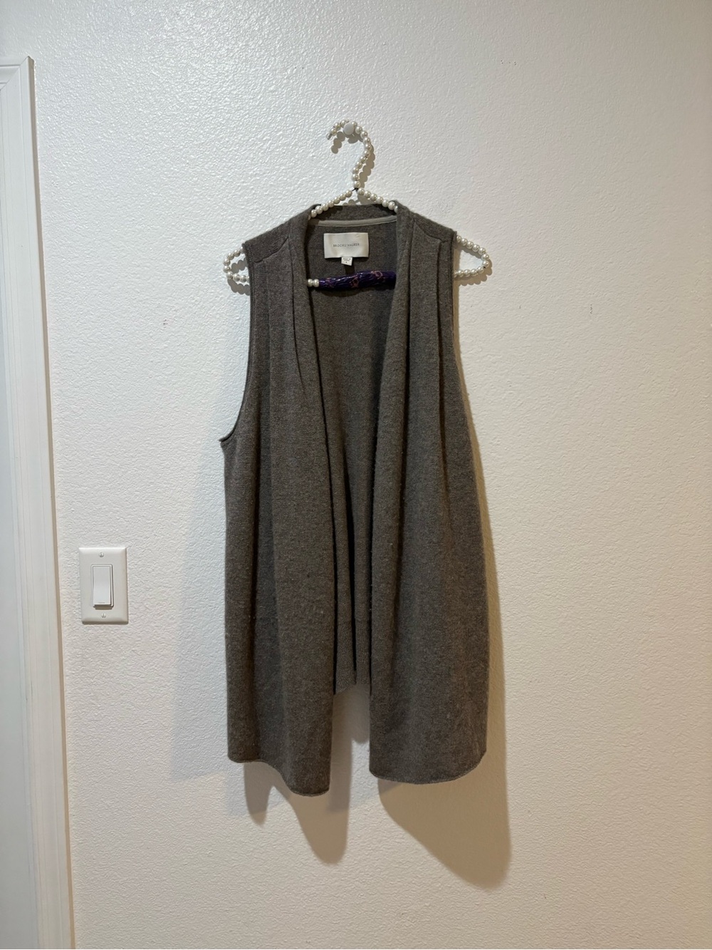 Brochu Walker Gray Open-Front Sleeveless Knit Vest 100 cashmere